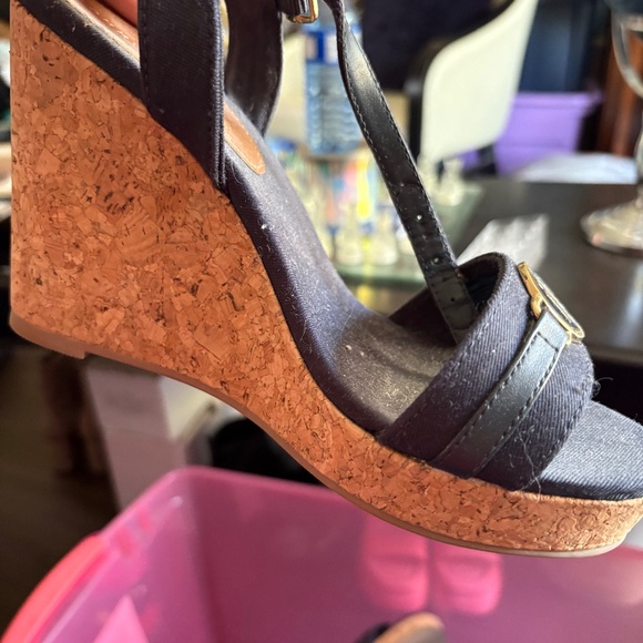 Tommy Hifiger wedge sandals - Picture 1 of 5